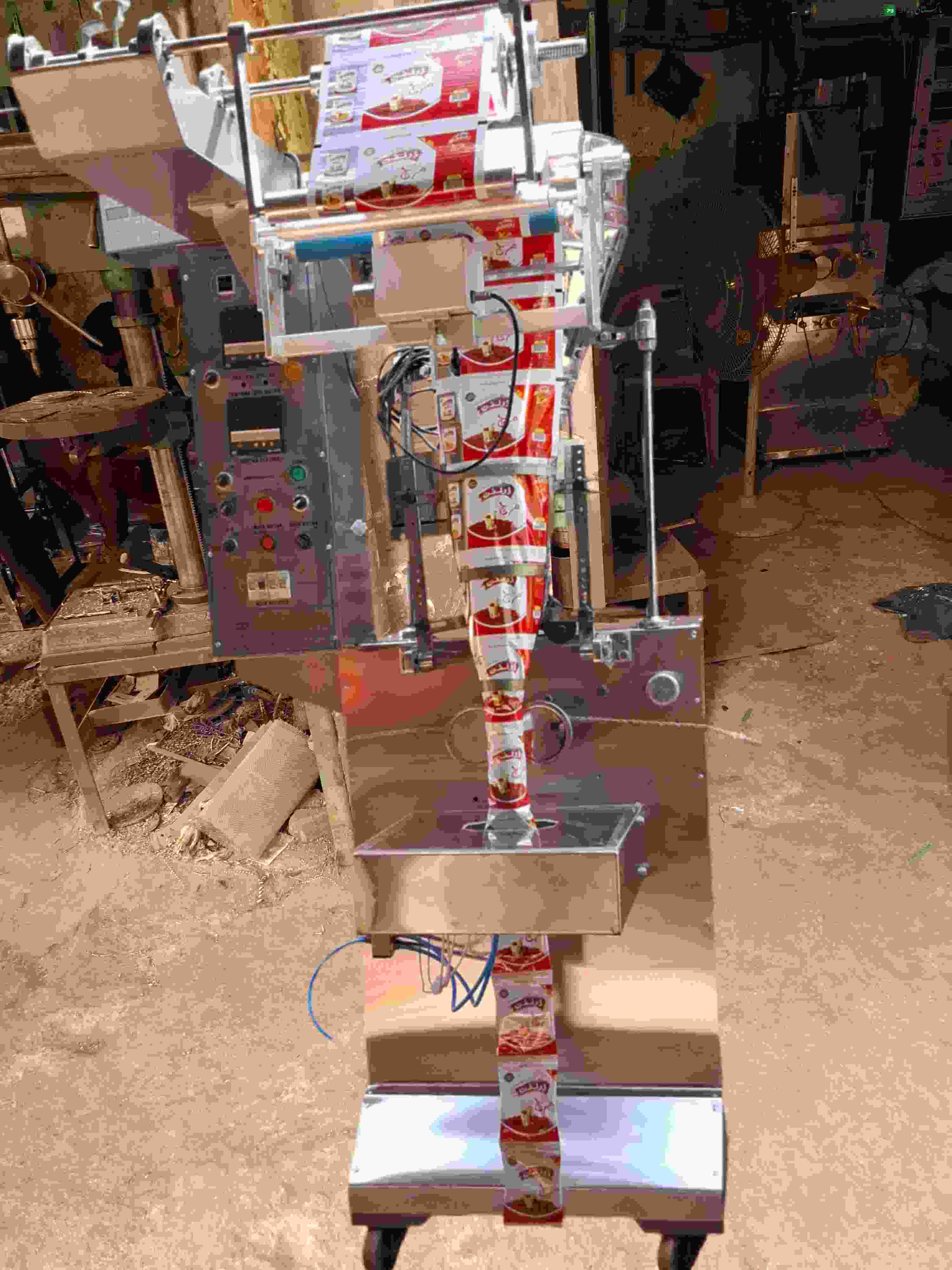 SNACKS SLANTY NIMKO SURF MASALA PACKING MACHINE