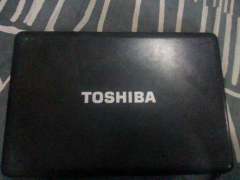 Laptop toshiba satellite.